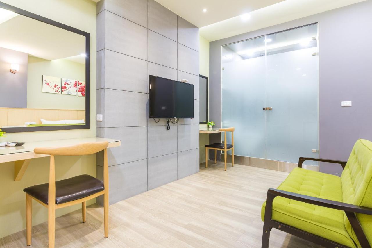 Enjoy Slow Living Tainan Exterior photo